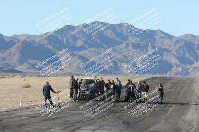 media/Jan-15-2026-Racers Edge (Thu) [[dfebeb70ab]]/1-Around the Pits-Track Walk/